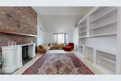 178 Barnes Road #MAIN HOUSE, Brookhaven, NY 11955 - Photo 1