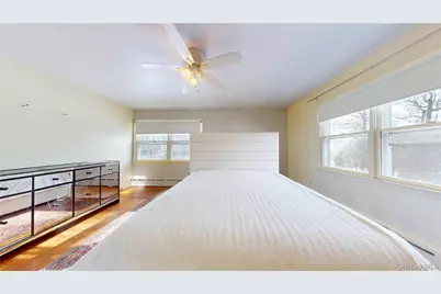 178 Barnes Road #MAIN HOUSE, Brookhaven, NY 11955 - Photo 37