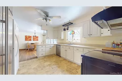 178 Barnes Road #MAIN HOUSE, Brookhaven, NY 11955 - Photo 29