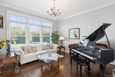 106 E Tiana Road, Hampton Bays, NY 11946 - Photo 9