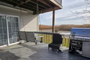 48 Park Dr, Mastic Beach, NY 11951 - Photo 7