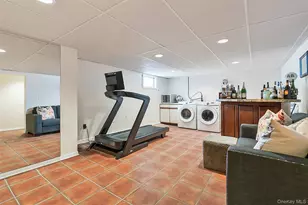 2 Henry Ct, Nanuet, NY 10954 - Photo 29