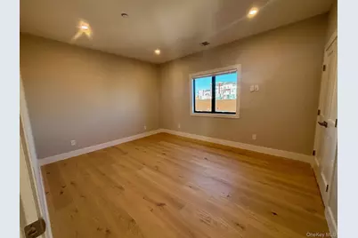 159 Harrison Avenue #D, Mineola, NY 11501 - Photo 13