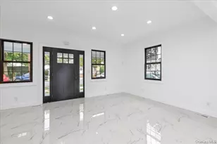 245 Garfield Ave, Mineola, NY 11501 - Photo 3