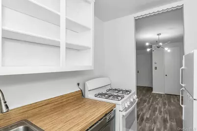 75 Noble #121, Lynbrook, NY 11563 - Photo 11