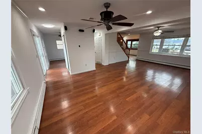 63 Anchor Lane, Levittown, NY 11756 - Photo 7