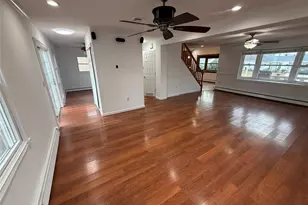 63 Anchor Ln, Levittown, NY 11756 - Photo 7