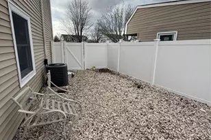 63 Anchor Ln, Levittown, NY 11756 - Photo 25