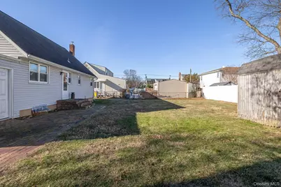 3 Poplar Avenue, Farmingdale, NY 11735 - Photo 23