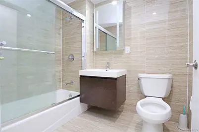 15815 Union Turnpike #3B, Fresh Meadows, NY 11366 - Photo 5