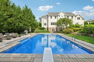 4 Celestial Ct, Saint James, NY 11780 - Photo 33