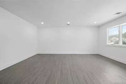 200 Irish Lane, Islip Terrace, NY 11752 - Photo 3