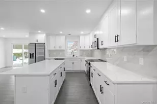 200 Irish Ln, Islip Terrace, NY 11752 - Photo 9