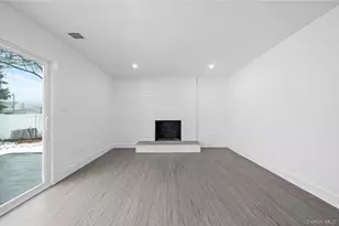 200 Irish Ln, Islip Terrace, NY 11752 - Photo 15