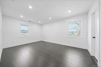 200 Irish Lane, Islip Terrace, NY 11752 - Photo 31