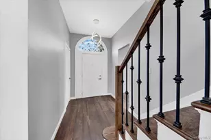 19 Darwood Pl, Mount Vernon, NY 10553 - Photo 5