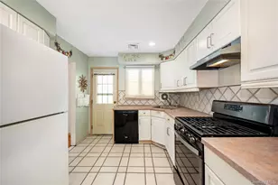 45 Sound Beach Ave, Bayville, NY 11709 - Photo 13