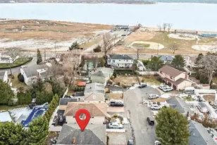 45 Sound Beach Ave, Bayville, NY 11709 - Photo 25