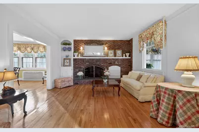 1174 5th Avenue, East Northport, NY 11731 - Photo 7