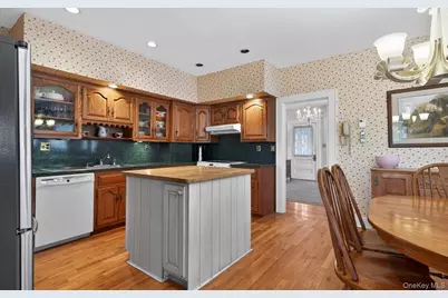 1174 5th Avenue, East Northport, NY 11731 - Photo 15