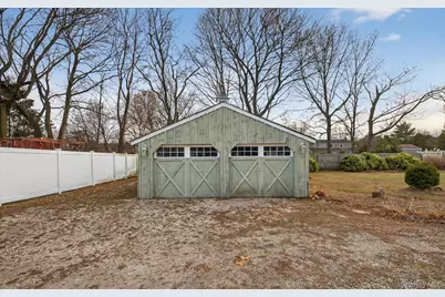 1174 5th Avenue, East Northport, NY 11731 - Photo 35