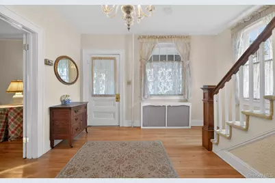 1174 5th Avenue, East Northport, NY 11731 - Photo 5