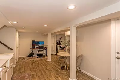 79 N Cedar Street, Massapequa, NY 11758 - Photo 25