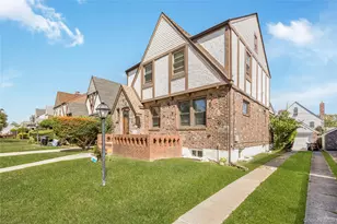 117-47 222nd St, Cambria Heights, NY 11411 - Photo 3