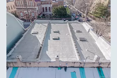 10601 Liverpool Street, Jamaica, NY 11435 - Photo 27