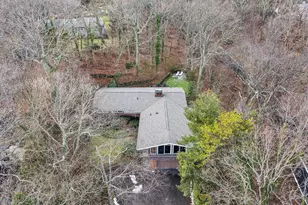 41 Spring Hollow Rd, Centerport, NY 11721 - Photo 29