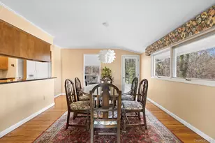 41 Spring Hollow Rd, Centerport, NY 11721 - Photo 9