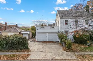 52-06 Bowne St, Flushing, NY 11355 - Photo 3