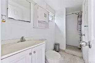 52-06 Bowne St, Flushing, NY 11355 - Photo 13
