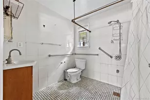 52-06 Bowne St, Flushing, NY 11355 - Photo 7