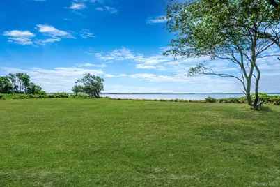 295 Willow Terrace Lane, Orient, NY 11957 - Photo 19