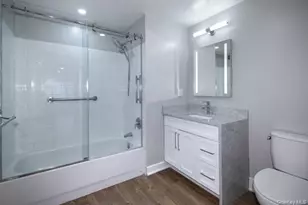 1100 Avalon St, Glen Cove, NY 11542 - Photo 7