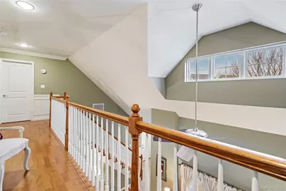 5 Newcastle Court, Riverhead, NY 11901 - Photo 25