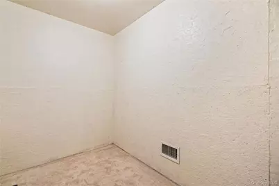 5 Newcastle Court, Riverhead, NY 11901 - Photo 29