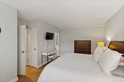 230 Garth Road #7B1, Scarsdale, NY 10583 - Photo 13