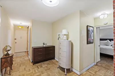 230 Garth Road #7B1, Scarsdale, NY 10583 - Photo 9