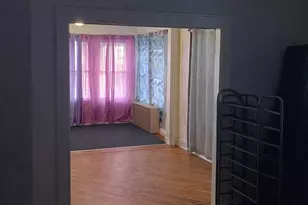 118-18 190th St, Saint Albans, NY 11412 - Photo 3