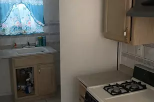 118-18 190th St, Saint Albans, NY 11412 - Photo 5