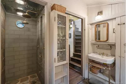 10 John Street, Southampton, NY 11968 - Photo 17