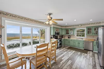 21 Seacliff Lane, Miller Place, NY 11764 - Photo 15