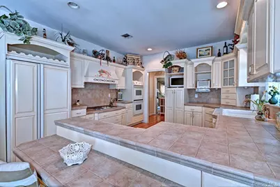 3 Leahs, Smithtown, NY 11787 - Photo 19