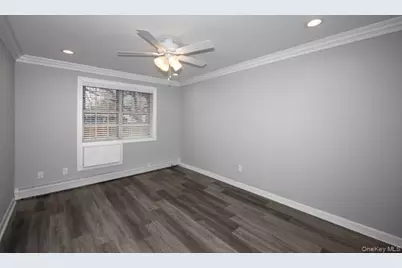 23 Weaver Drive #02-1A, Massapequa, NY 11758 - Photo 7