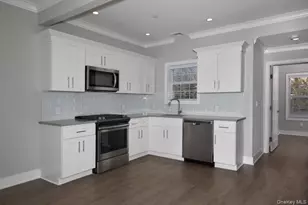 262 Indian Head Rd, Kings Park, NY 11754 - Photo 3