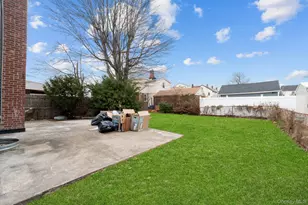 193-11 120th Ave, Saint Albans, NY 11412 - Photo 15