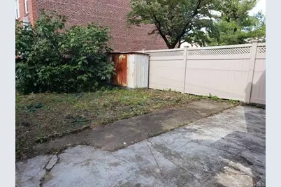 70-01 Juniper Valley Road, Middle Village, NY 11379 - Photo 15