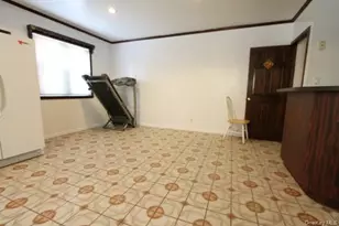 70-01 Juniper Valley Rd, Middle Village, NY 11379 - Photo 5